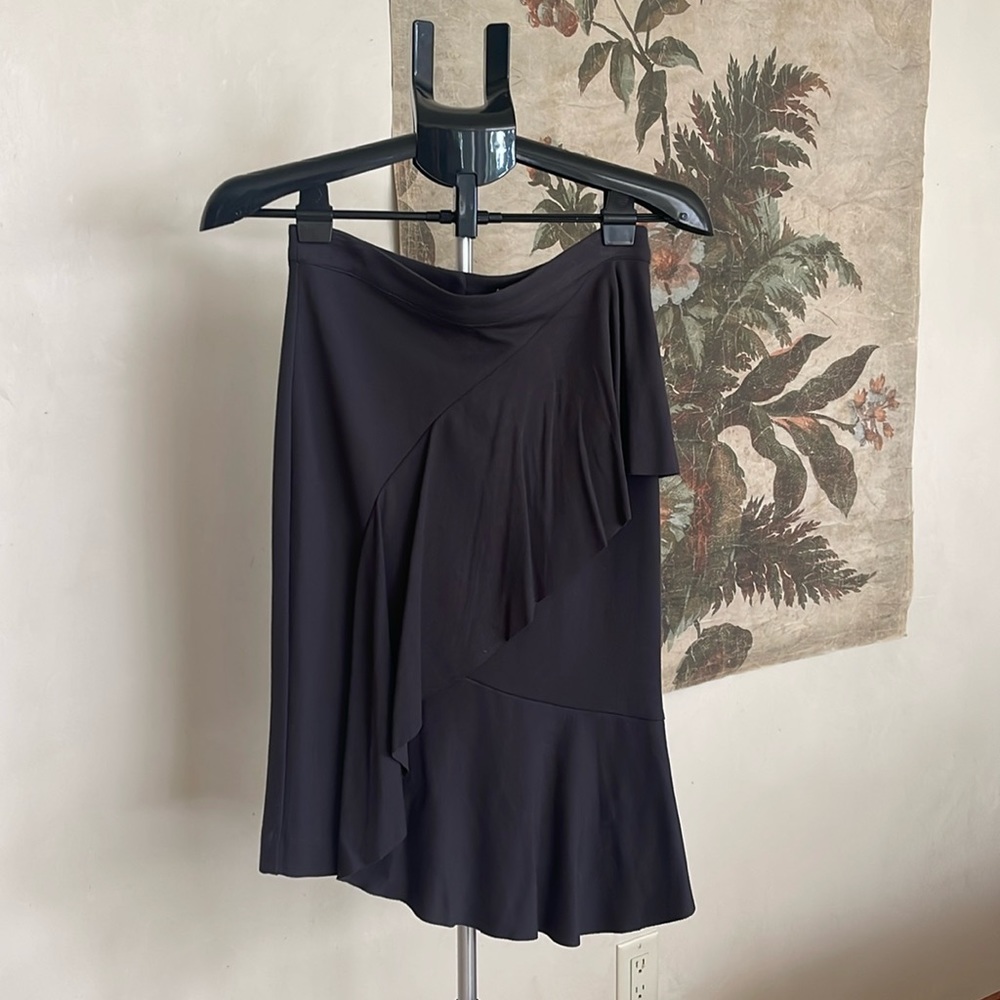 Anthropologie Fitted skirt with ruffle detail
